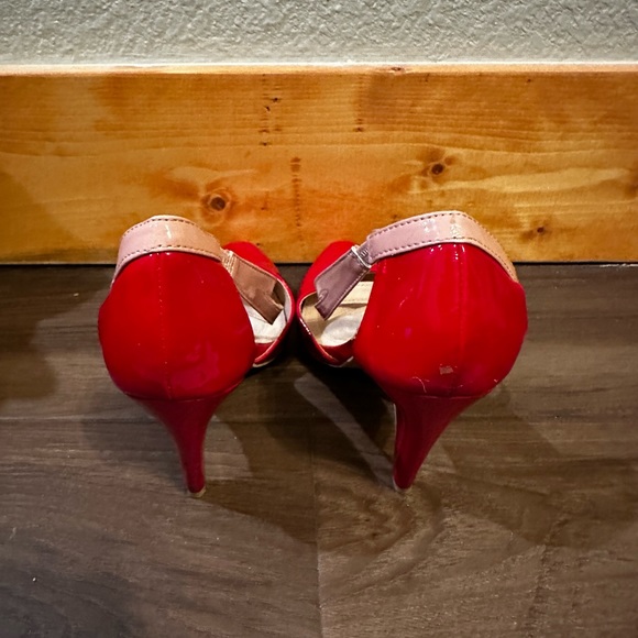 SS Signature Heels - Picture 3 of 5